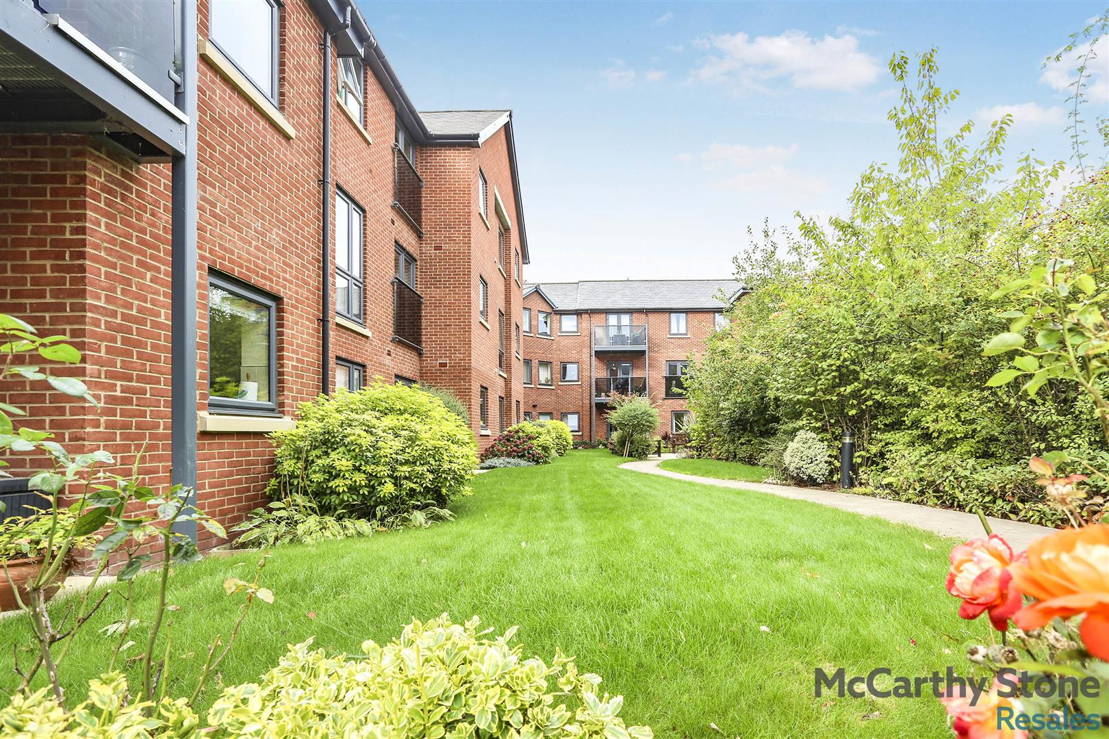 Lonsdale Park, Barleythorpe Road, Oakham, Leicestershire, LE15 6QJ