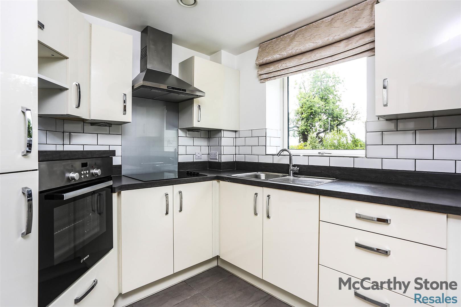 Lonsdale Park, Barleythorpe Road, Oakham, Leicestershire, LE15 6QJ