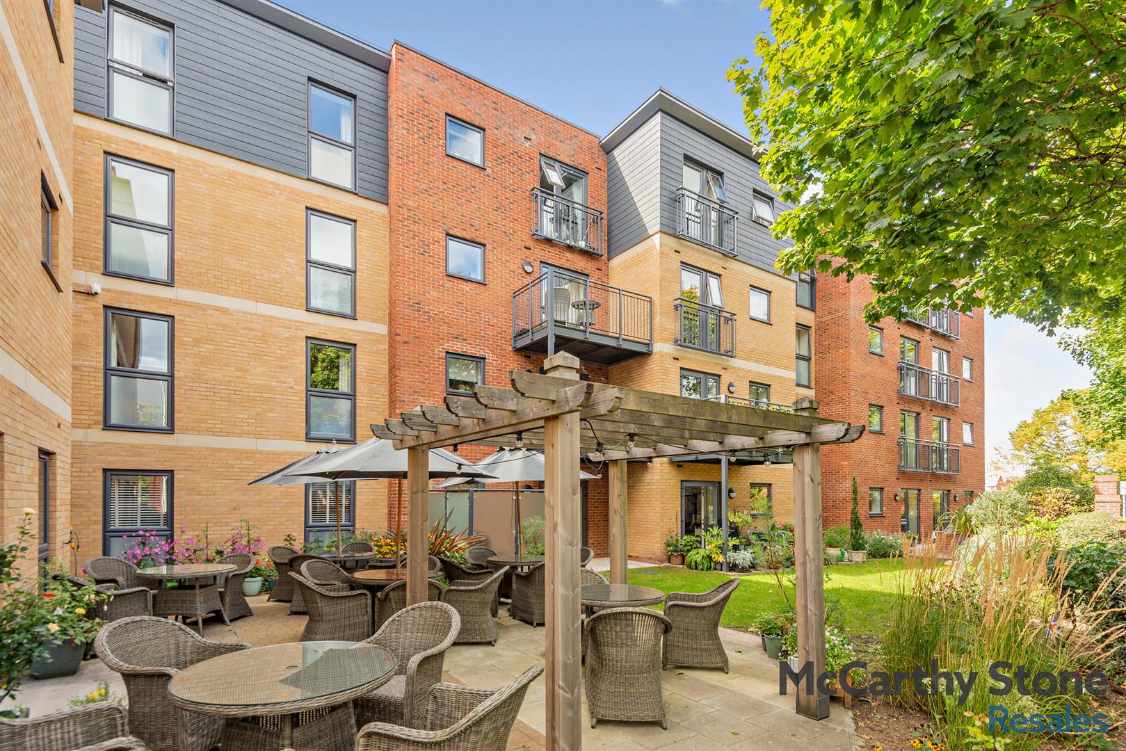Turner Place, The Moors, Thatcham RG19 4AT