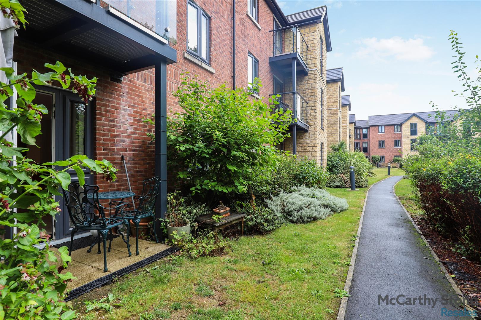 Saxon Gardens, Penn Street, Oakham, Rutland, LE15 6DF
