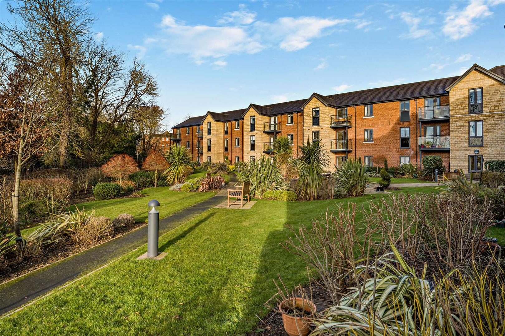 Saxon Gardens, Penn Street, Oakham, Rutland, LE15 6DF