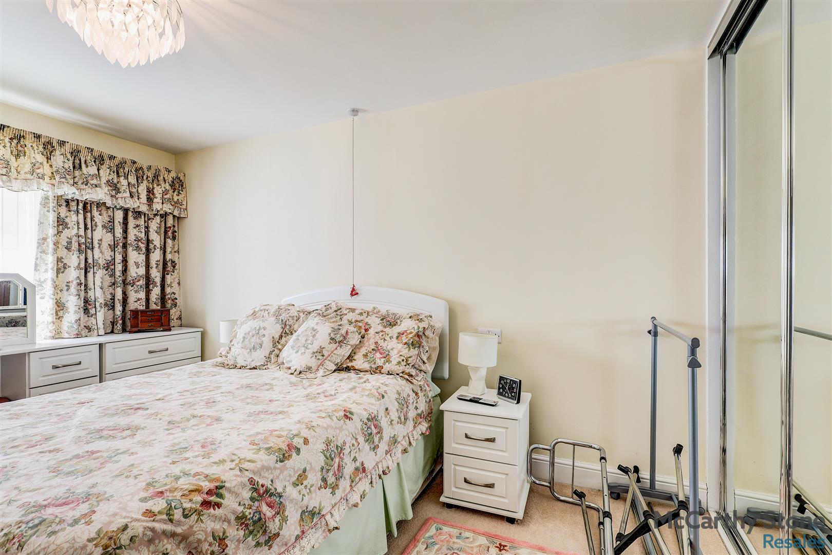Wardington Court, Welford Road, Northampton, Northamptonshire, NN2 8FR