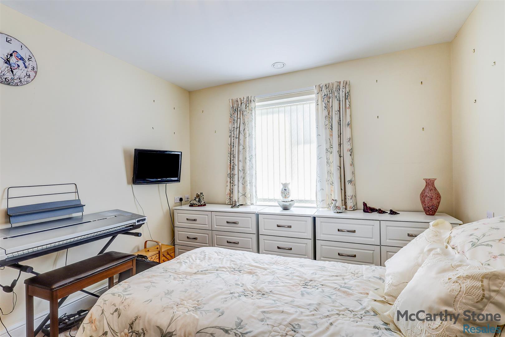 Wardington Court, Welford Road, Northampton, Northamptonshire, NN2 8FR