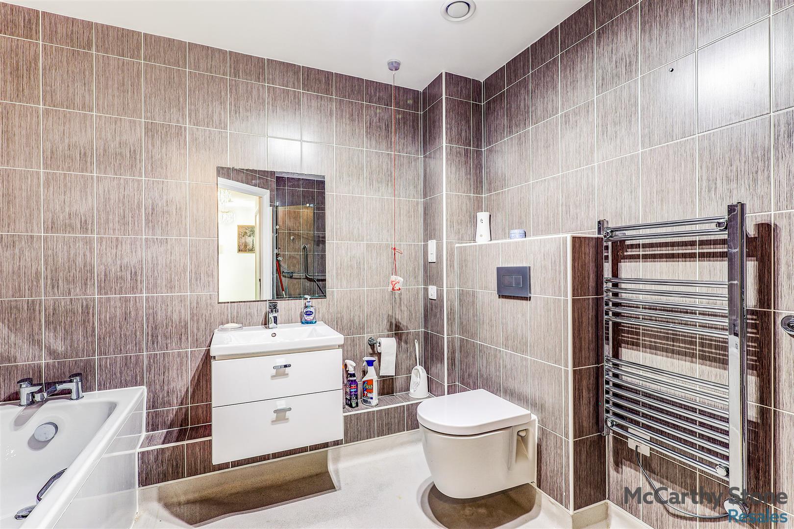 Wardington Court, Welford Road, Northampton, Northamptonshire, NN2 8FR