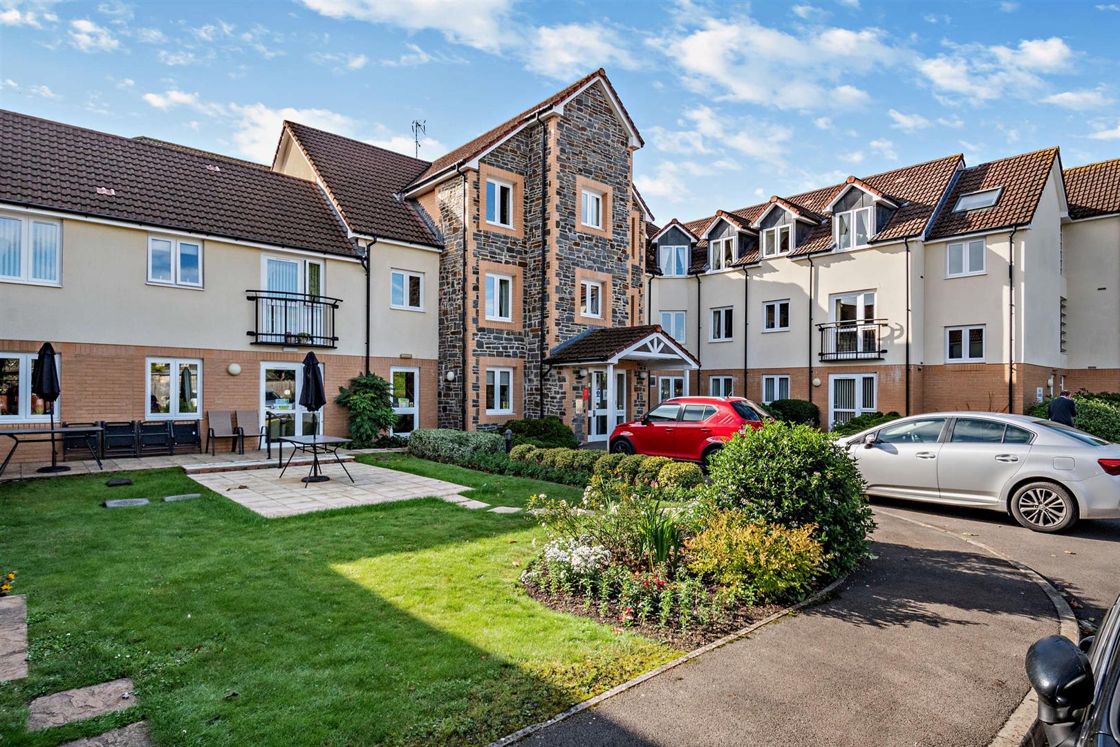 Cabot Court, Bath Road, Longwell Green, Bristol