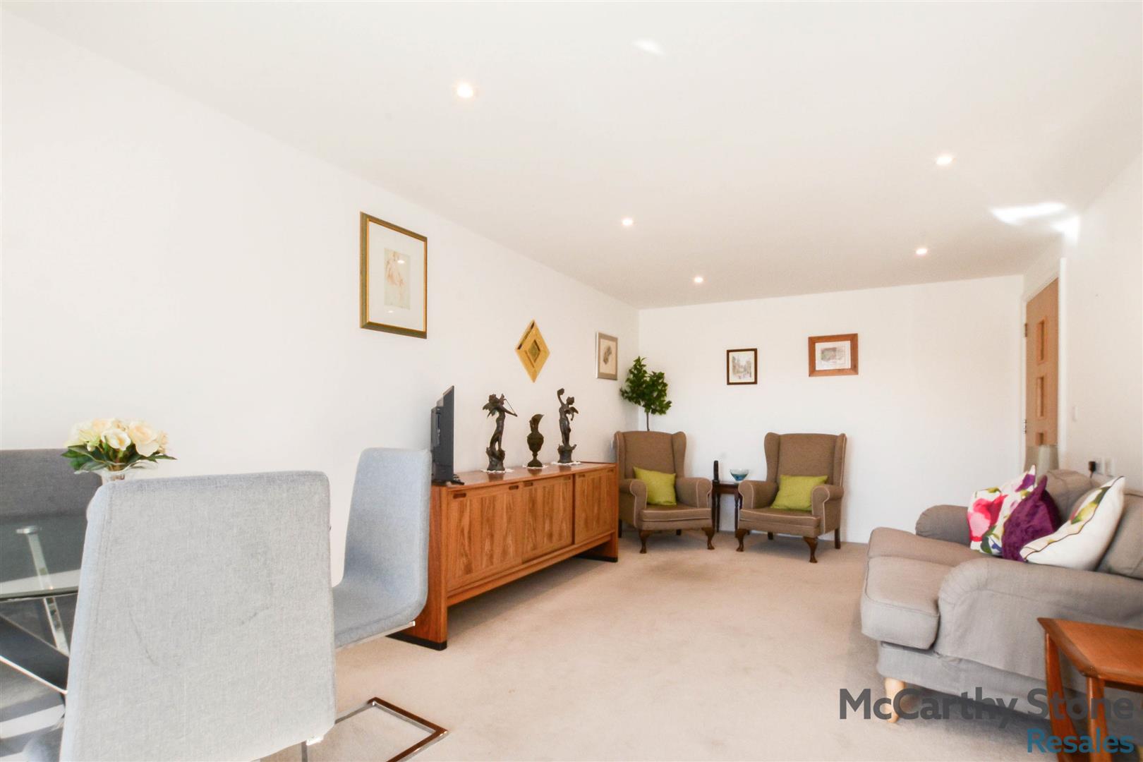 Studio Way, Borehamwood