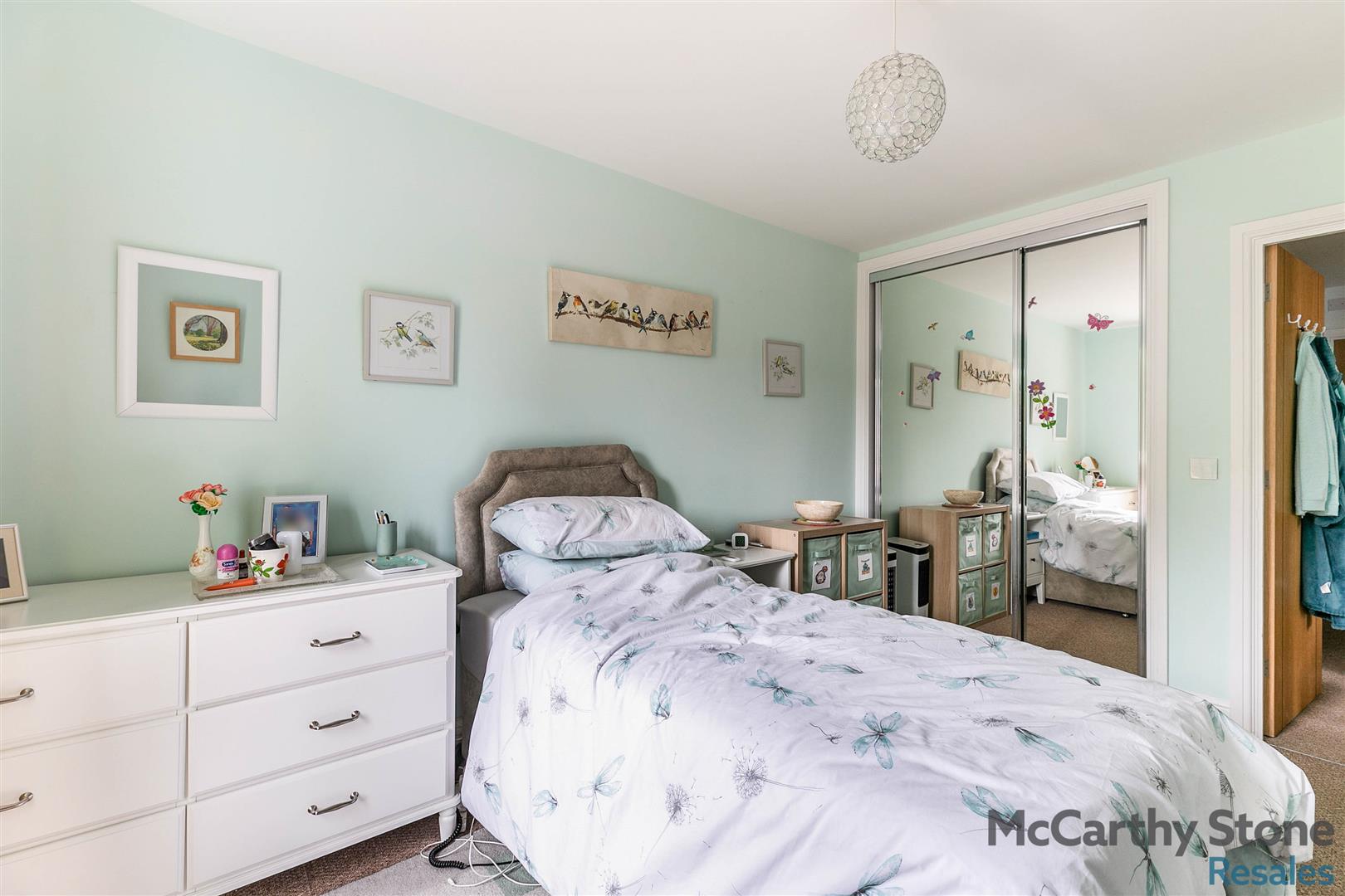 Elm Tree Court, High Street, Huntingdon