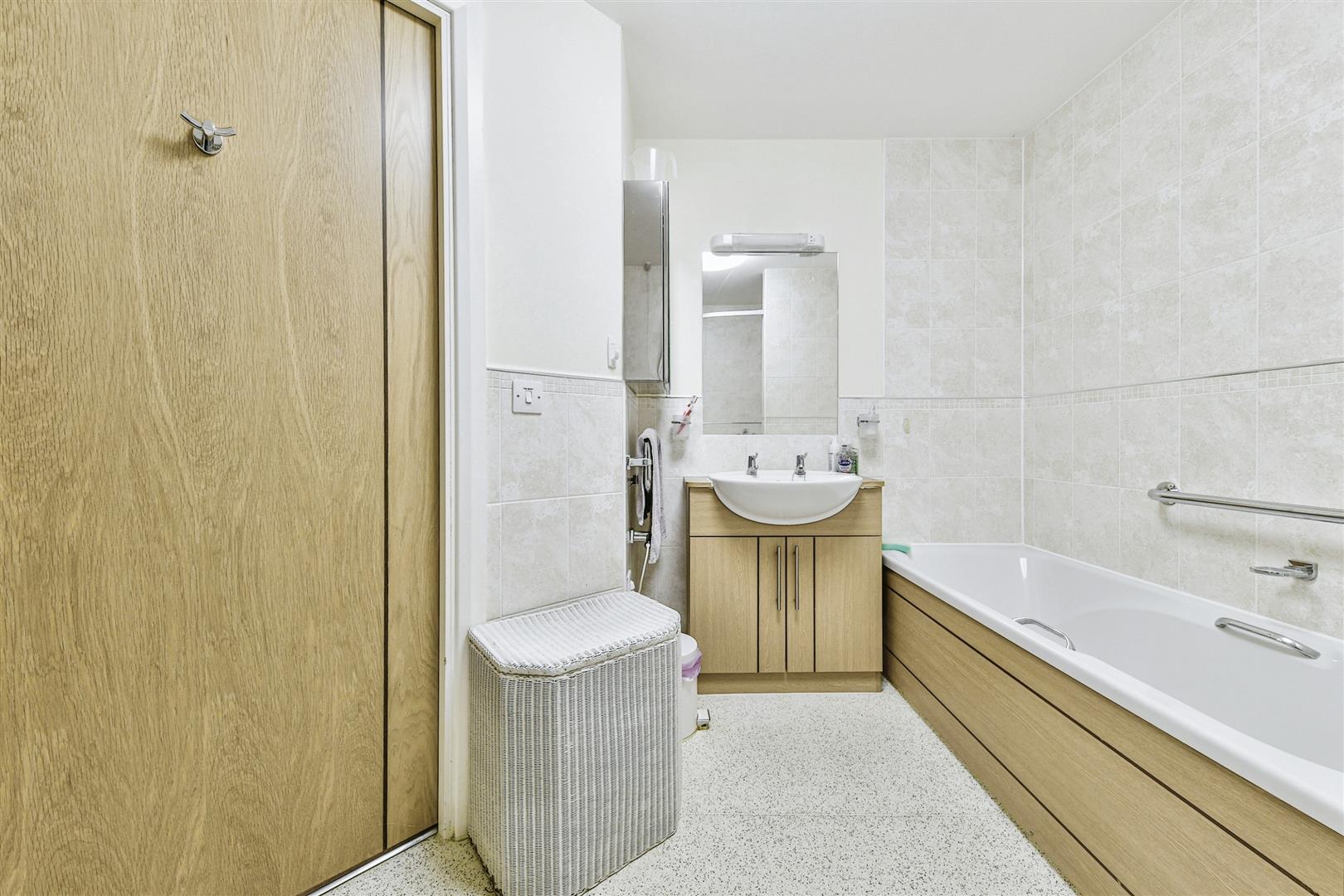 Goodes Court, Baldock Road, Royston
