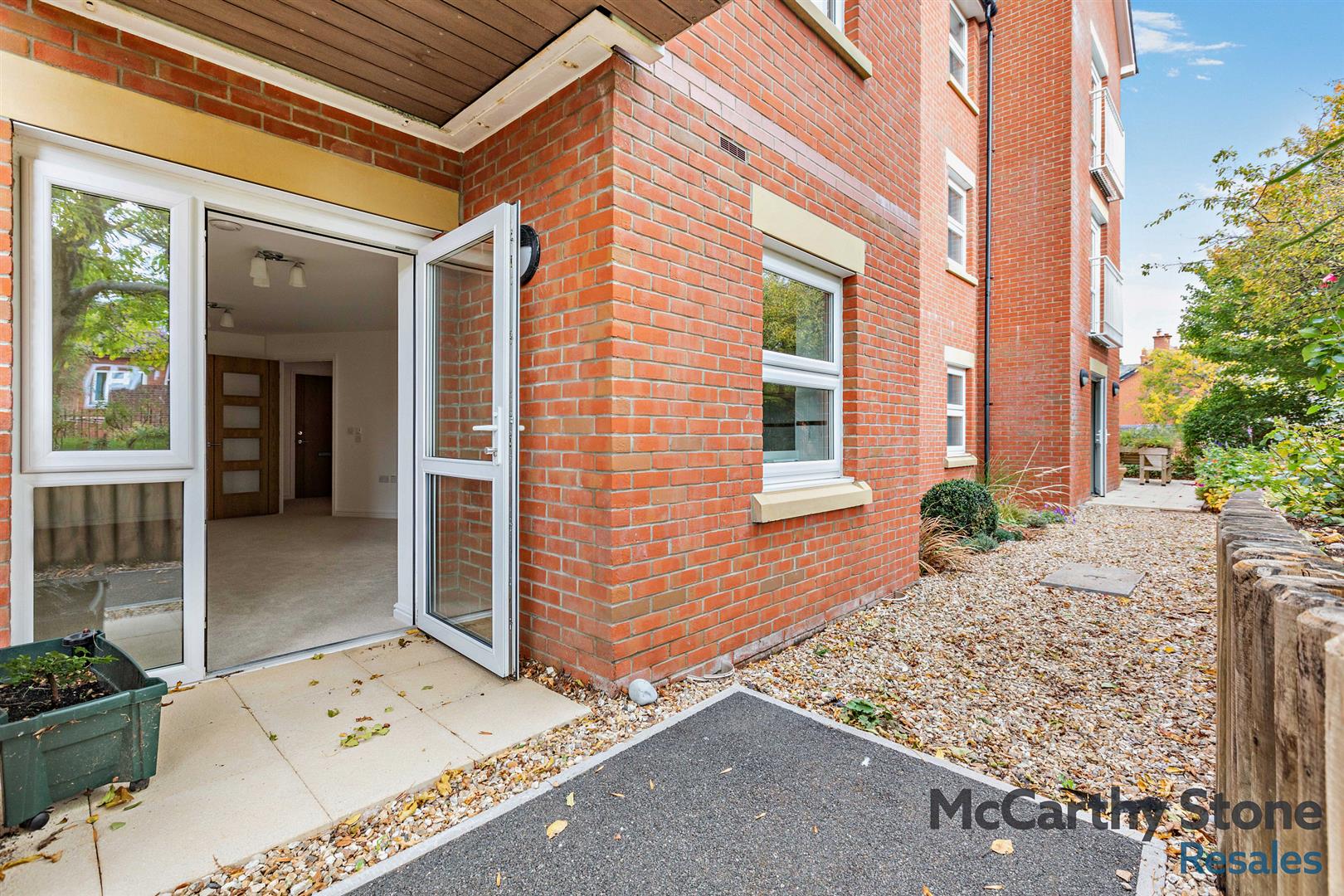 Dukes Court, Bulford, Wellington