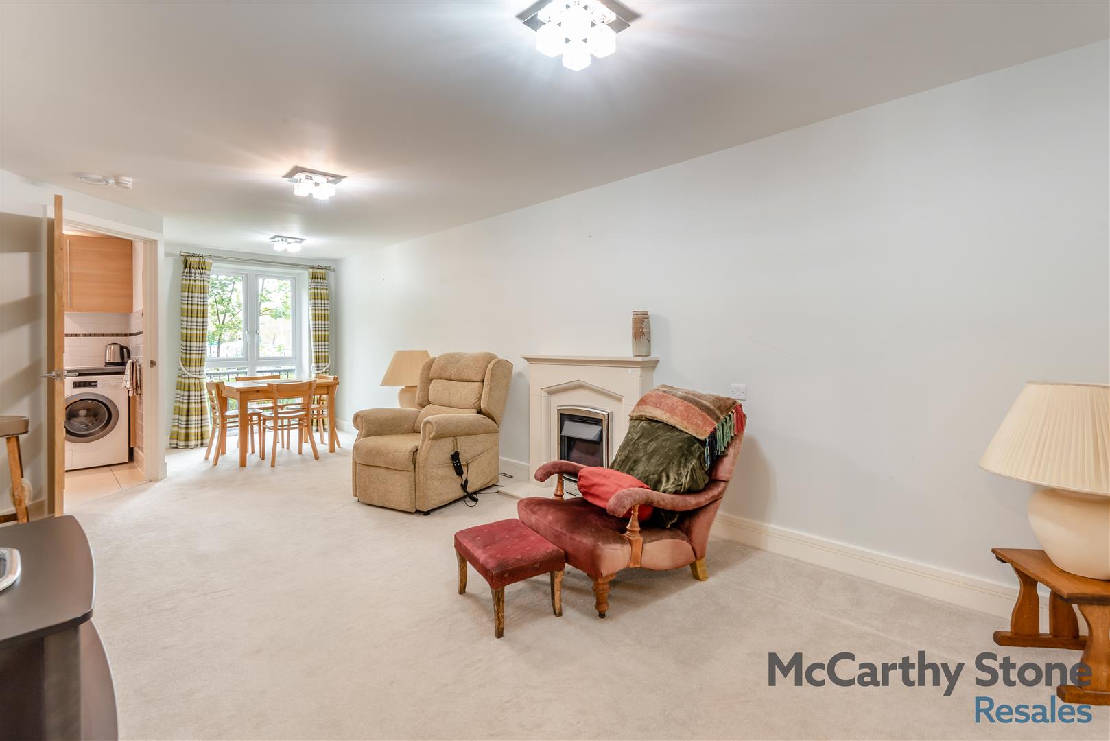 Crayshaw Court, Abbotsmead Place, Caversham, Reading