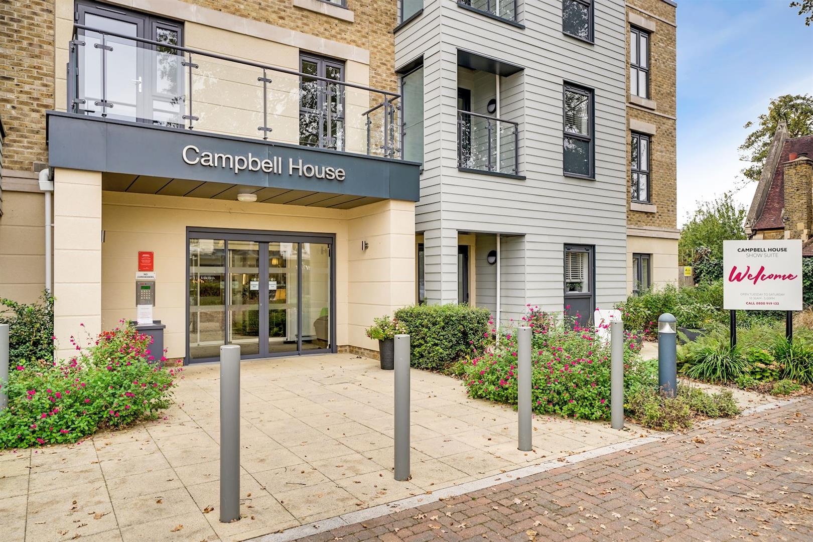 Queens Road, Weybridge