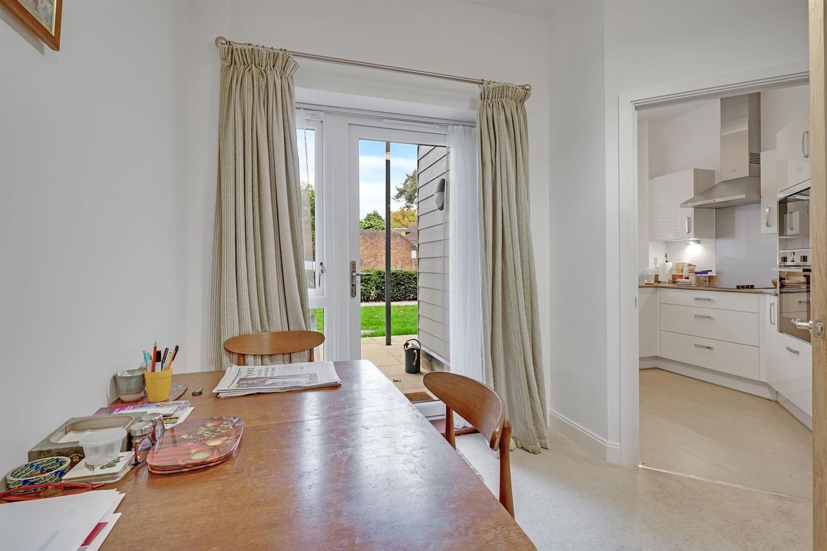 Queens Road, Weybridge