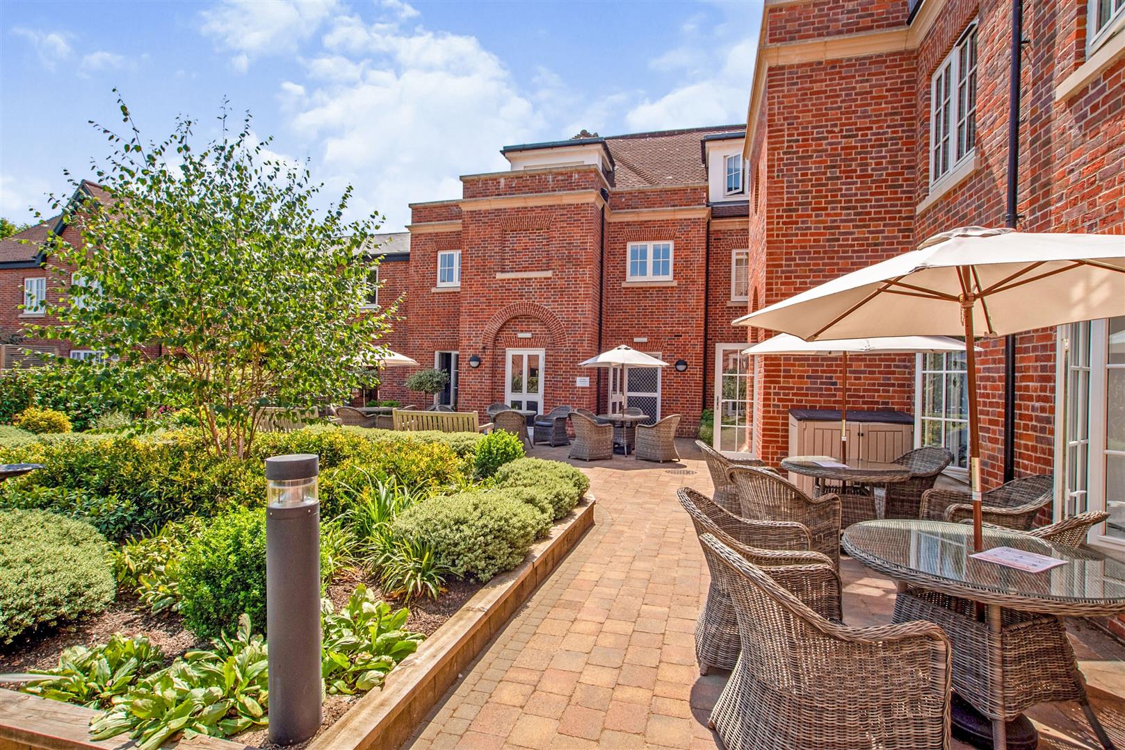 59-61 The Broadway, Amersham