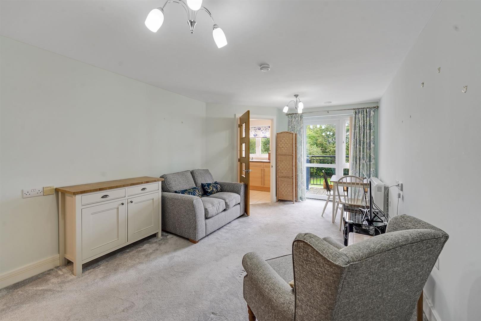 White Hart Lane, Romford