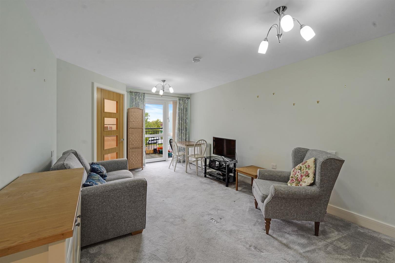 White Hart Lane, Romford