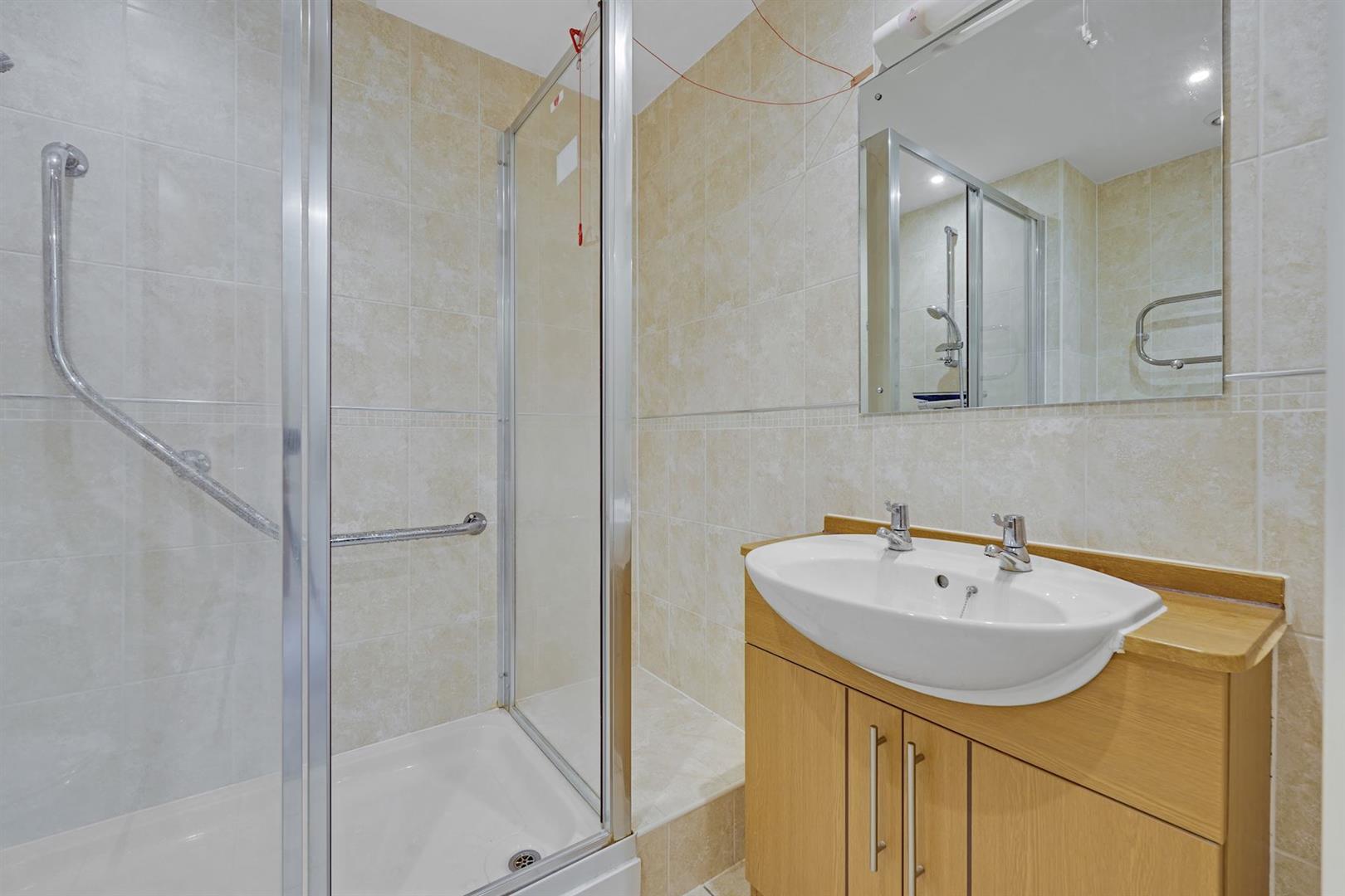 White Hart Lane, Romford