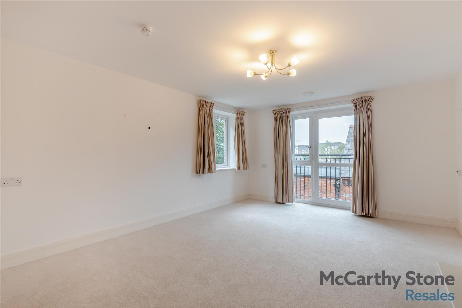 Abbotsmead Place, Caversham