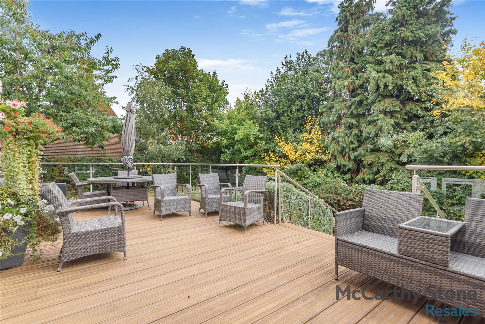 Abbotsmead Place, Caversham