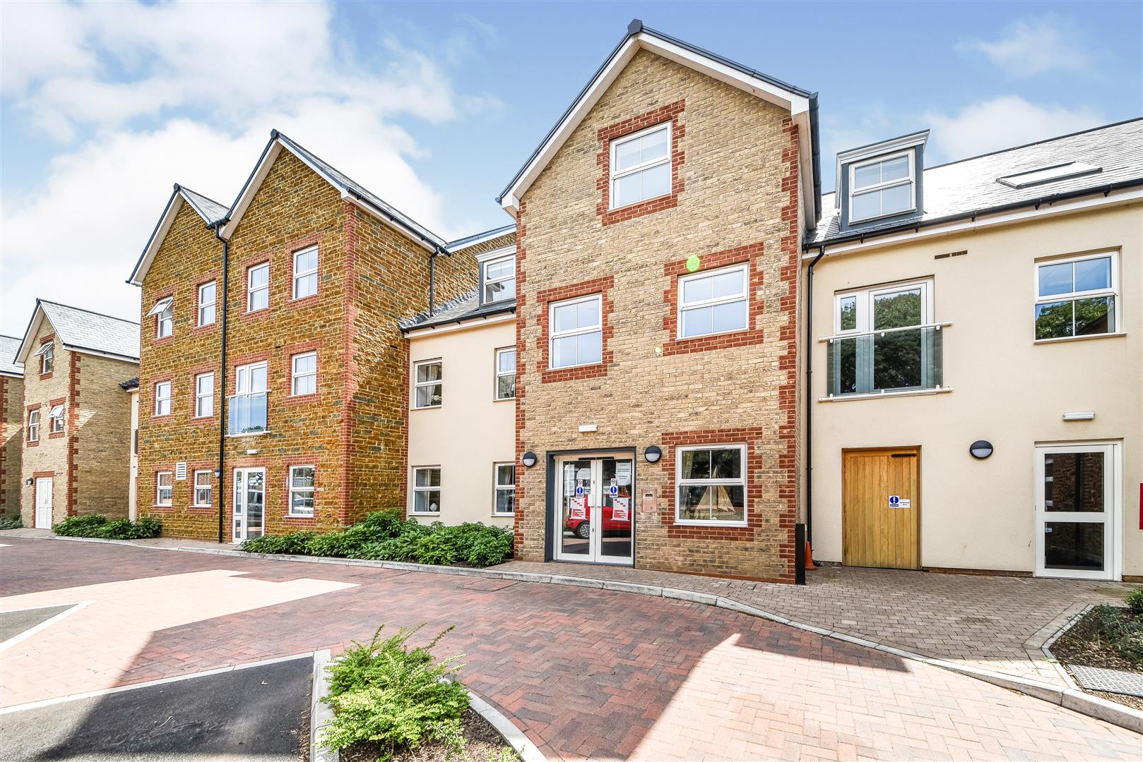 19 Eastland Grange, 16 Valentine Road, Hunstanton, Norfolk, PE36 5FA