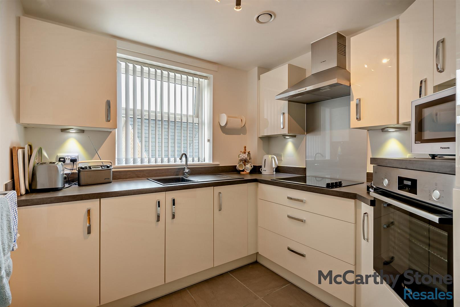 Eastland Grange, 16 Valentine Road, Westgate, Hunstanton, Norfolk, PE36 5FA