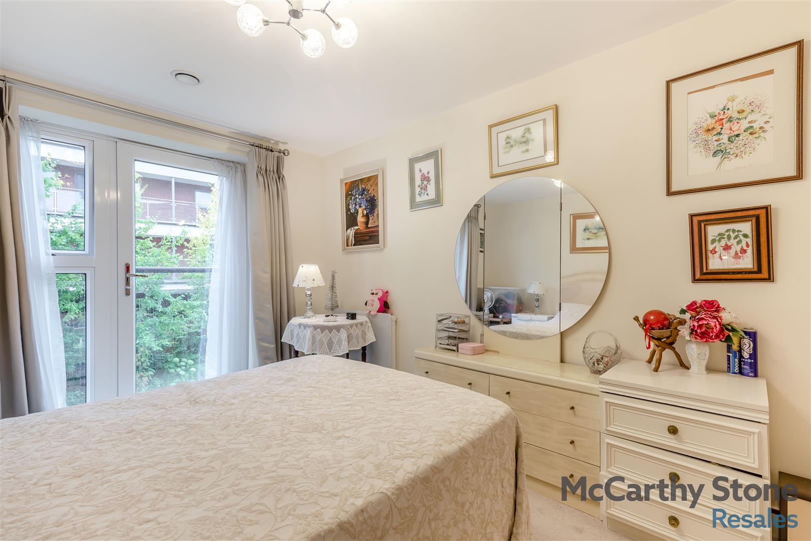 Scott Place, Cross keys, Lichfield, Staffordshire, WS13 6EX