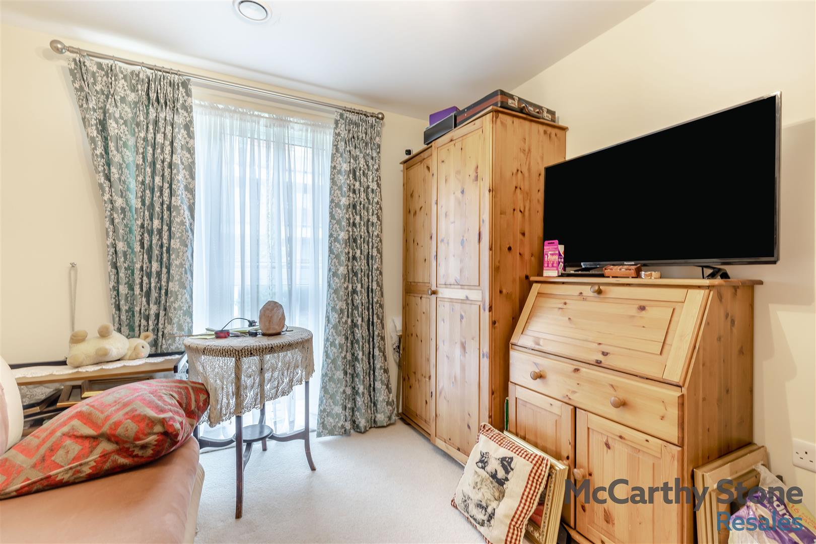 Scott Place, Cross keys, Lichfield, Staffordshire, WS13 6EX