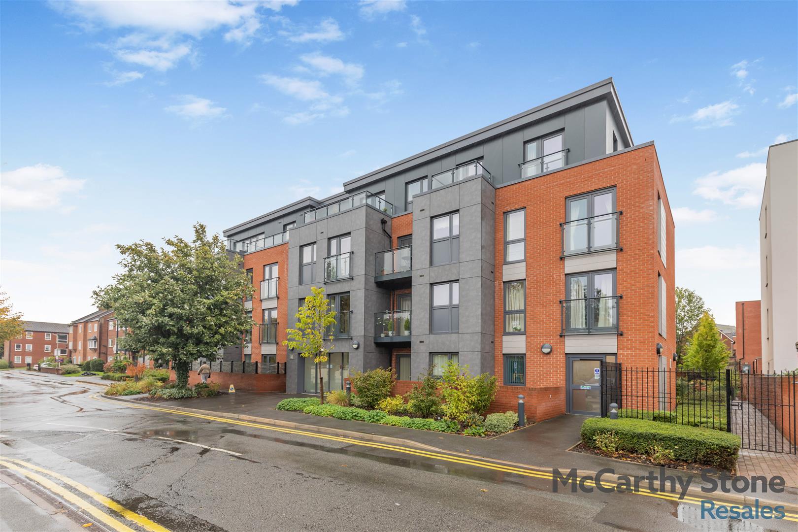 Scott Place, Cross keys, Lichfield, Staffordshire, WS13 6EX