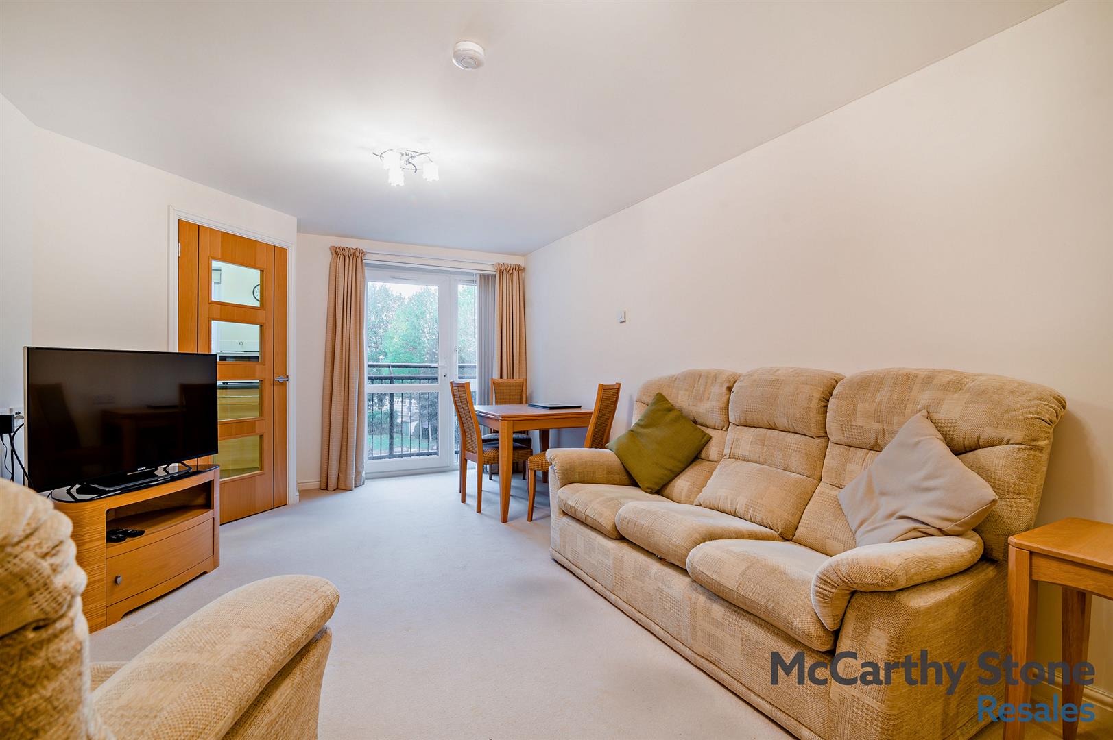 Cabot Court, Bath Road, Longwell Green, Bristol