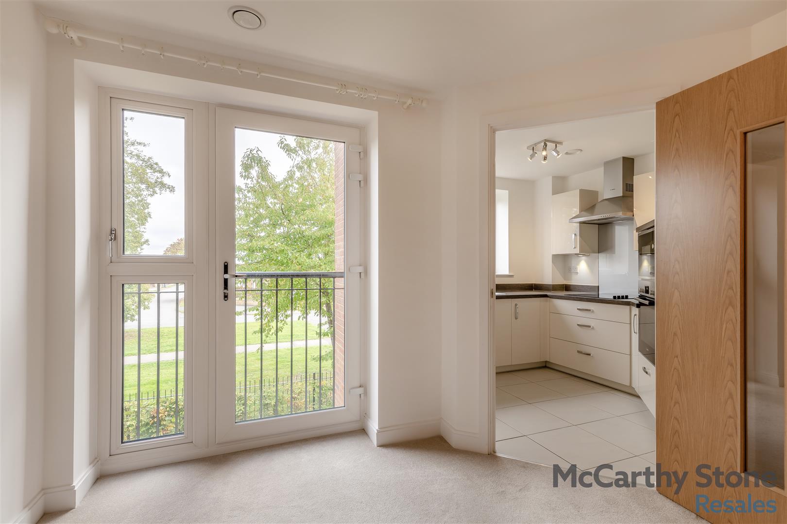 Oakhill Place, High View, Bedford, Bedfordshire, MK41 8FB