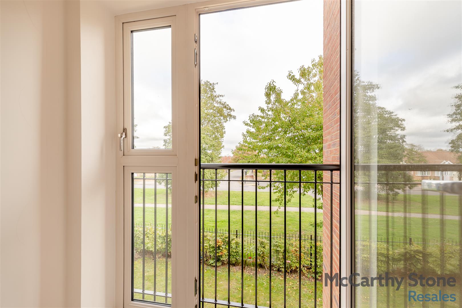 Oakhill Place, High View, Bedford, Bedfordshire, MK41 8FB