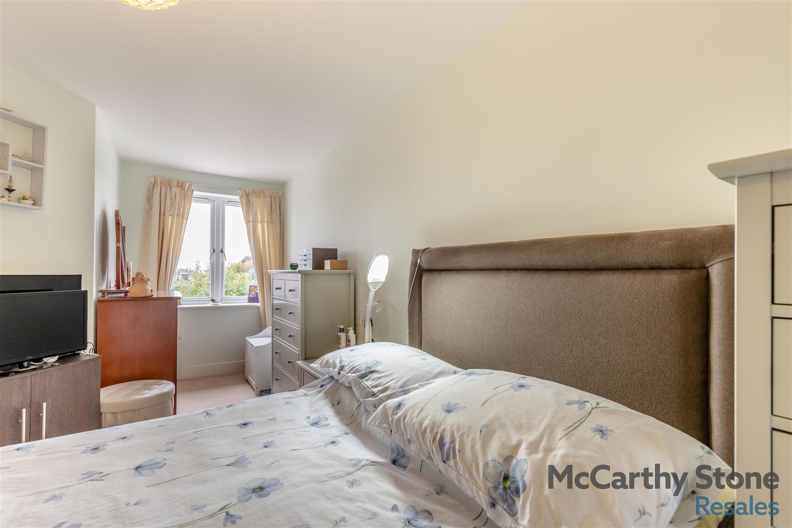 Olympic Court, Cannon Lane, Stopsley, Luton, Bedfordshire, LU2 8DA