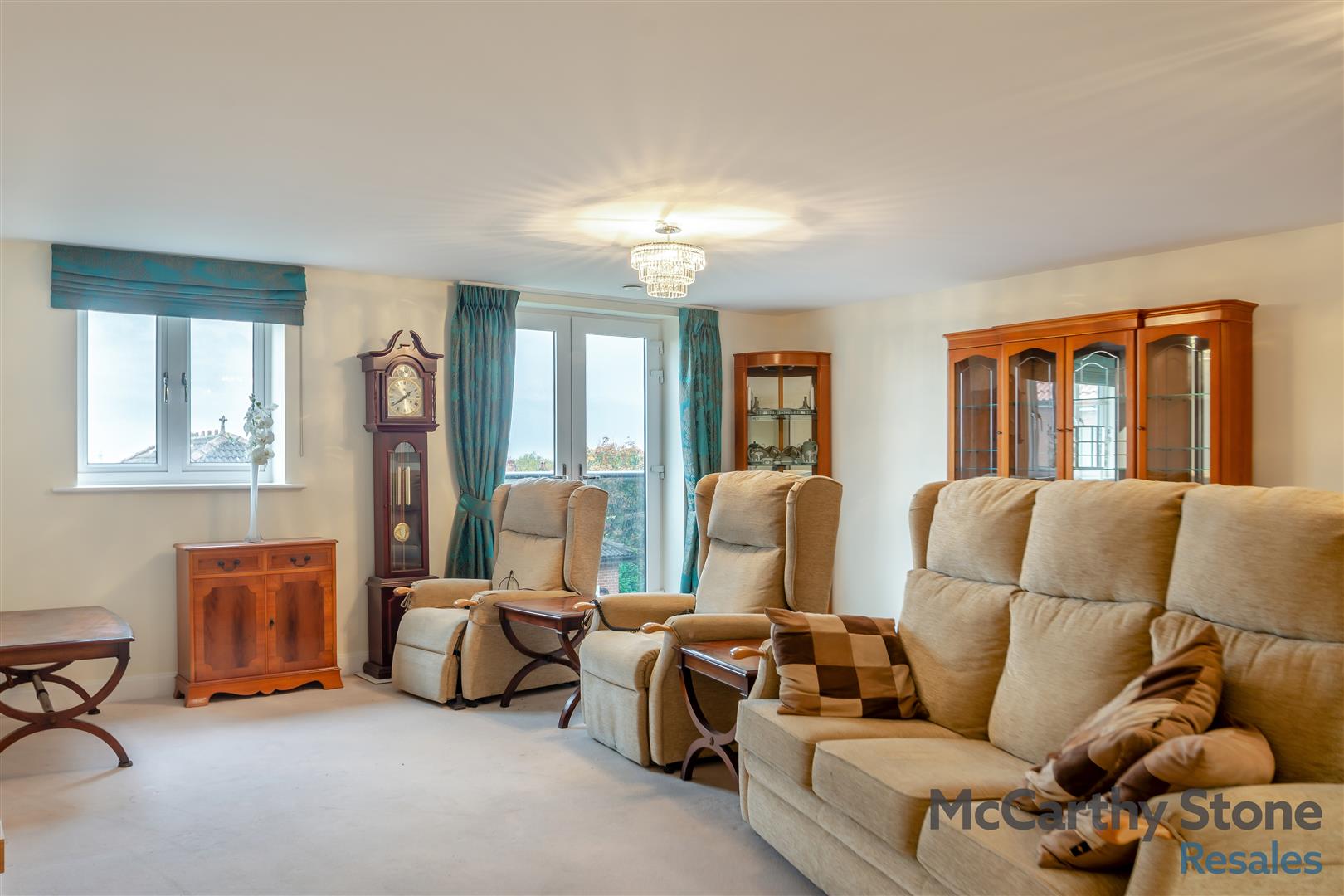 Devonshire Grange, Devonshire Avenue, Roundhay, Leeds, LS8 1AN