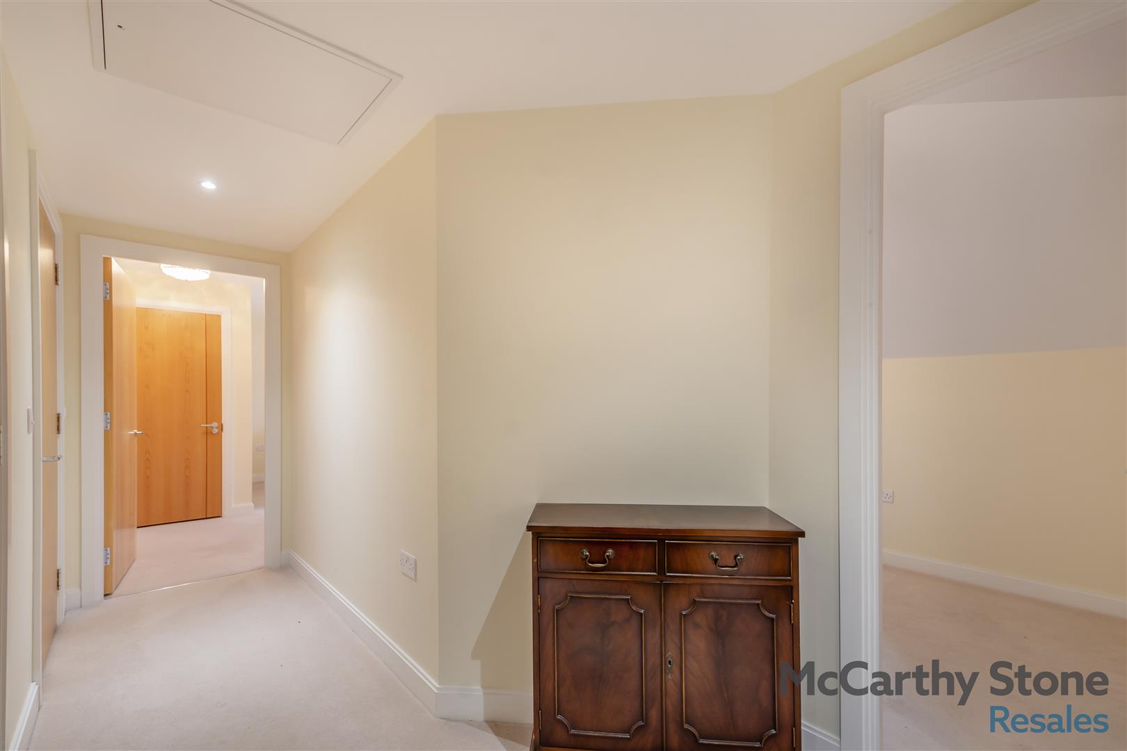 Devonshire Grange, Devonshire Avenue, Roundhay, Leeds, LS8 1AN