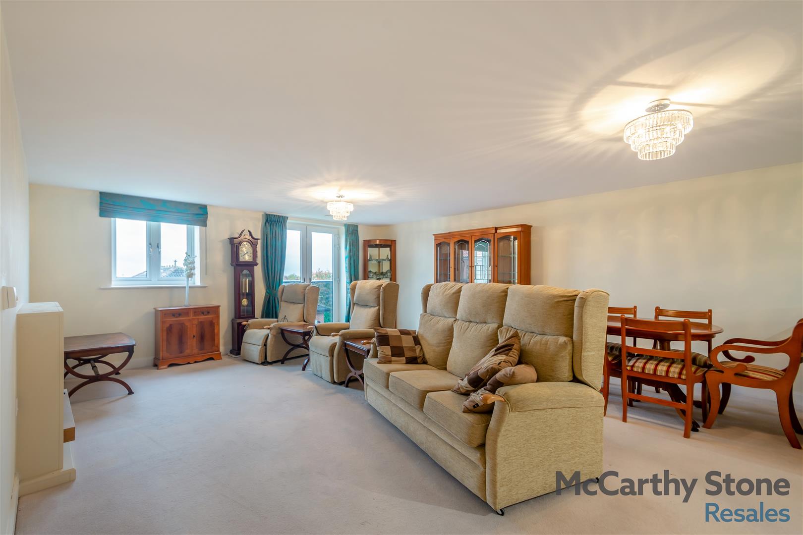 Devonshire Grange, Devonshire Avenue, Roundhay, Leeds, LS8 1AN