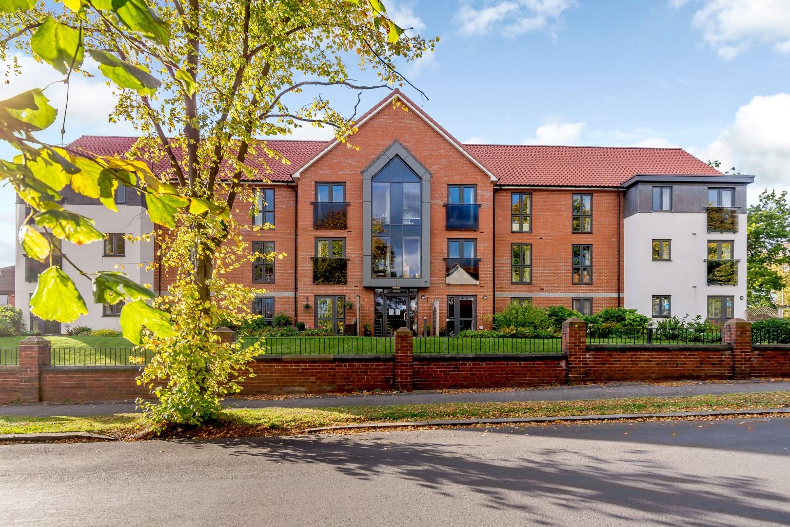 Devonshire Grange, Devonshire Avenue, Roundhay, Leeds, LS8 1AN