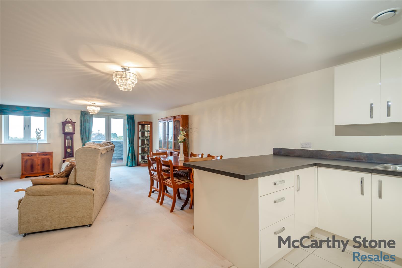 Devonshire Grange, Devonshire Avenue, Roundhay, Leeds, LS8 1AN