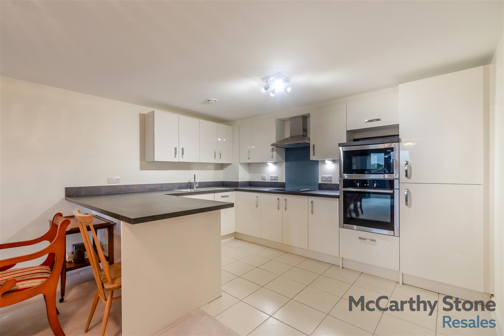 Devonshire Grange, Devonshire Avenue, Roundhay, Leeds, LS8 1AN