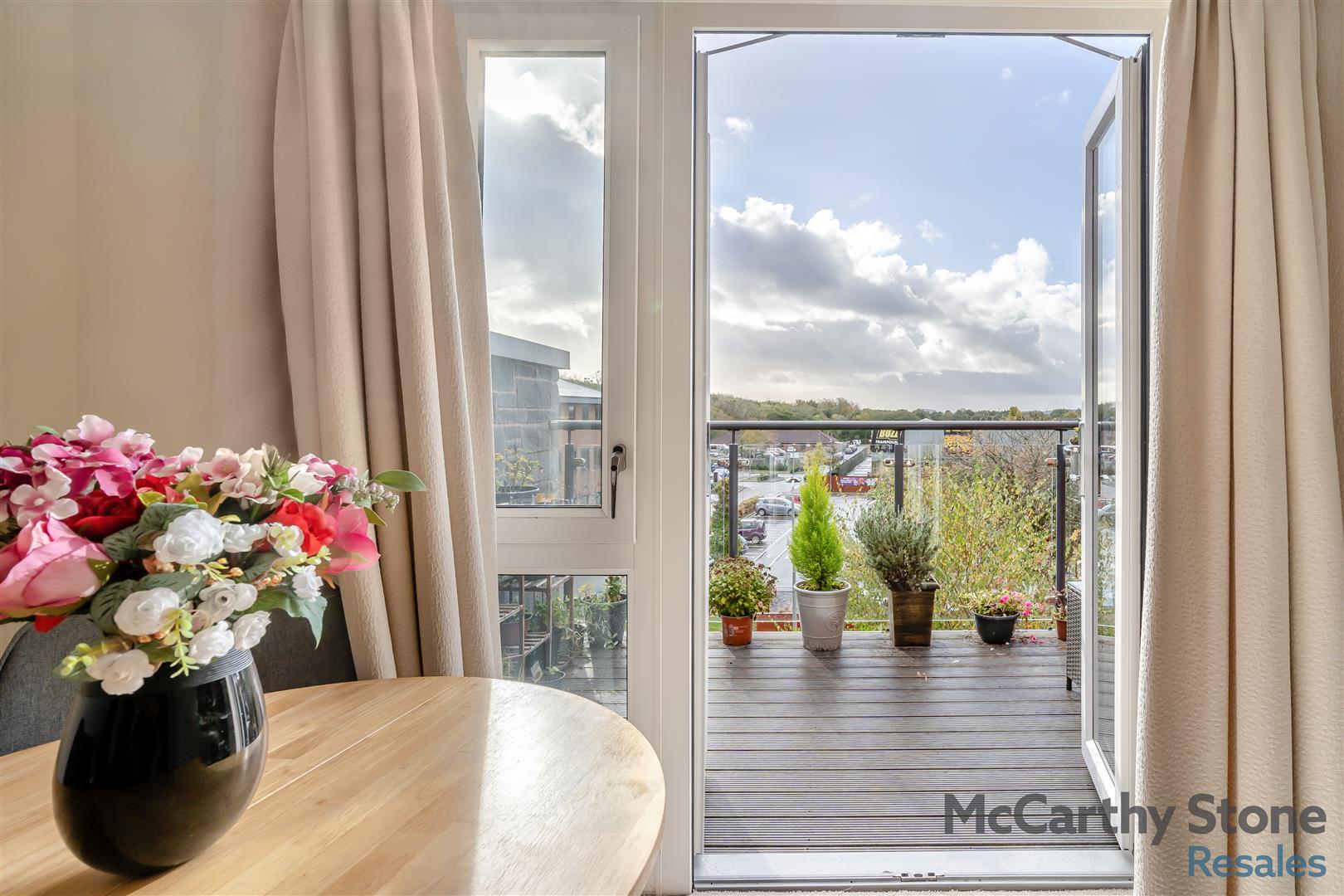 Llys Isan, Ilex Close, Llanishen, Cardiff, CF14 5DZ