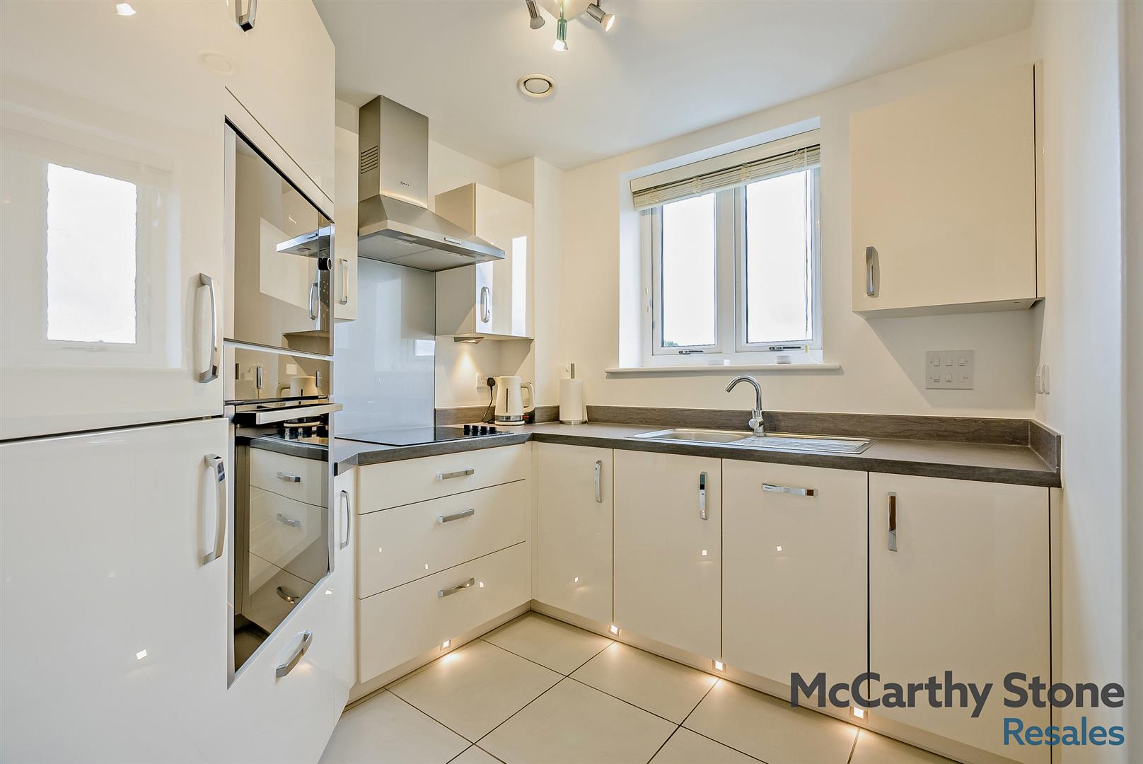 Heathlands, Beaconsfield Road, Farnham Common, Slough