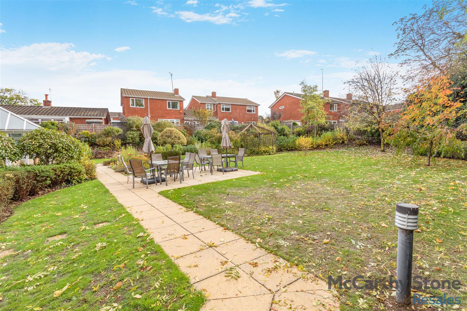 High Street South, Rushden, Northamptonshire, NN10 0FR