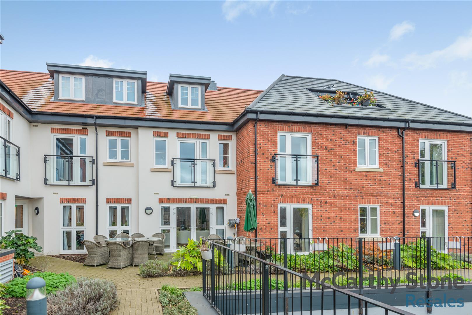 4 Samuel House, Westpole Avenue, Barnet EN4 0FP