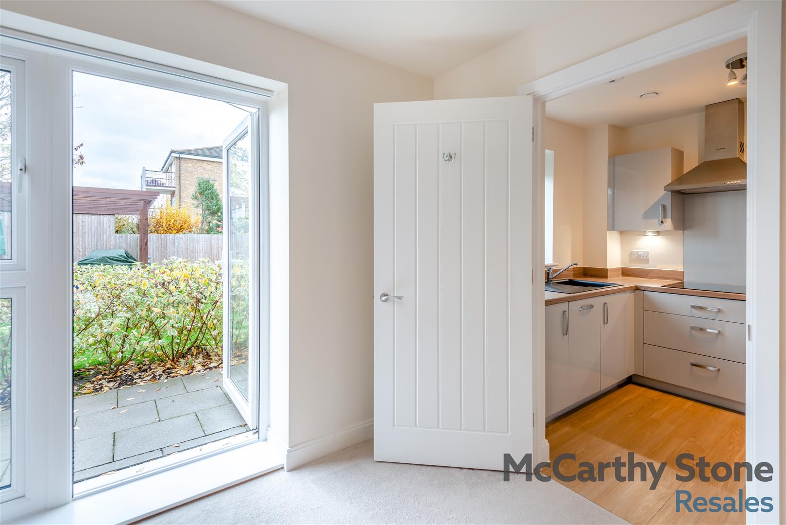 4 Samuel House, Westpole Avenue, Barnet EN4 0FP