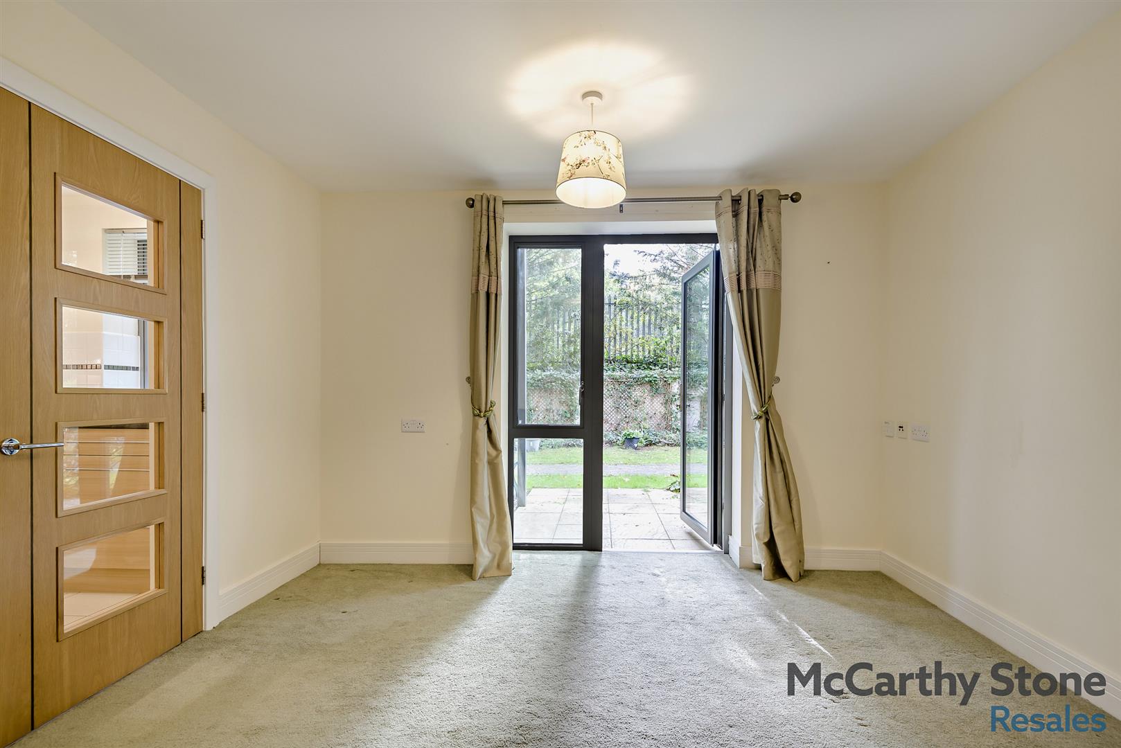 https://www.mccarthyandstoneresales.co.uk/properties/sale/uncategorized/cheltenham/jenner-court-st-georges-road-cheltenham/