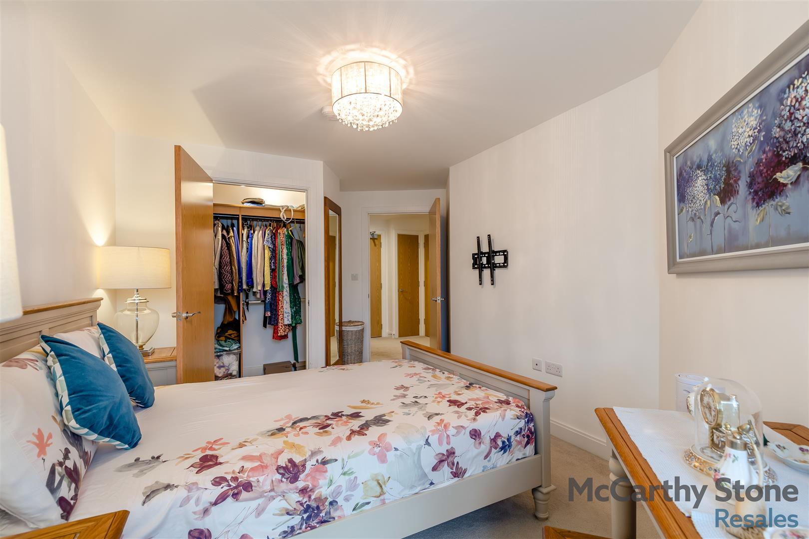 Hindhead Knoll, Walnut Tree, Milton Keynes