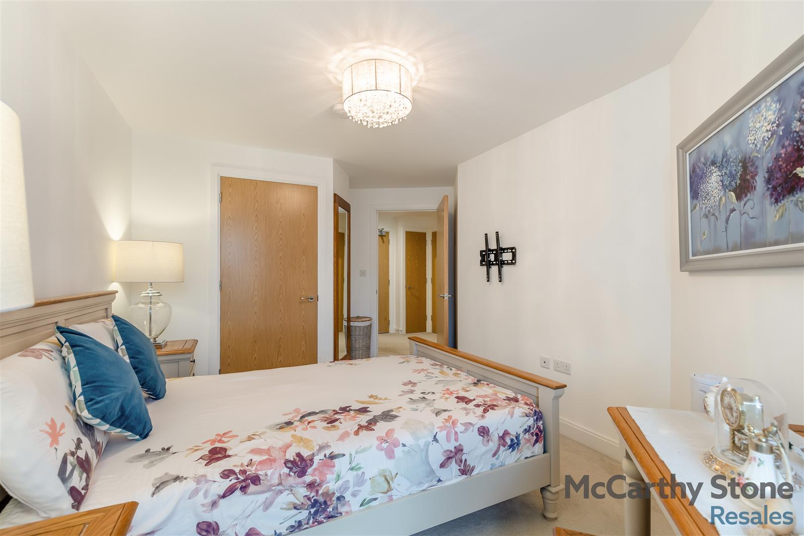 Hindhead Knoll, Walnut Tree, Milton Keynes