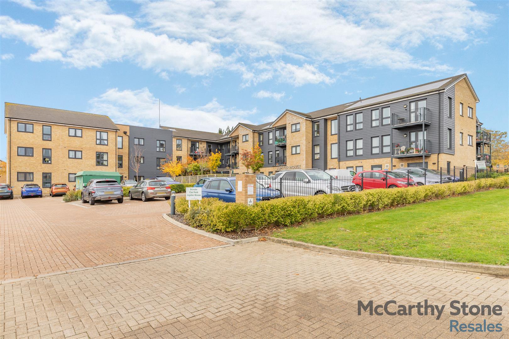 Hindhead Knoll, Walnut Tree, Milton Keynes