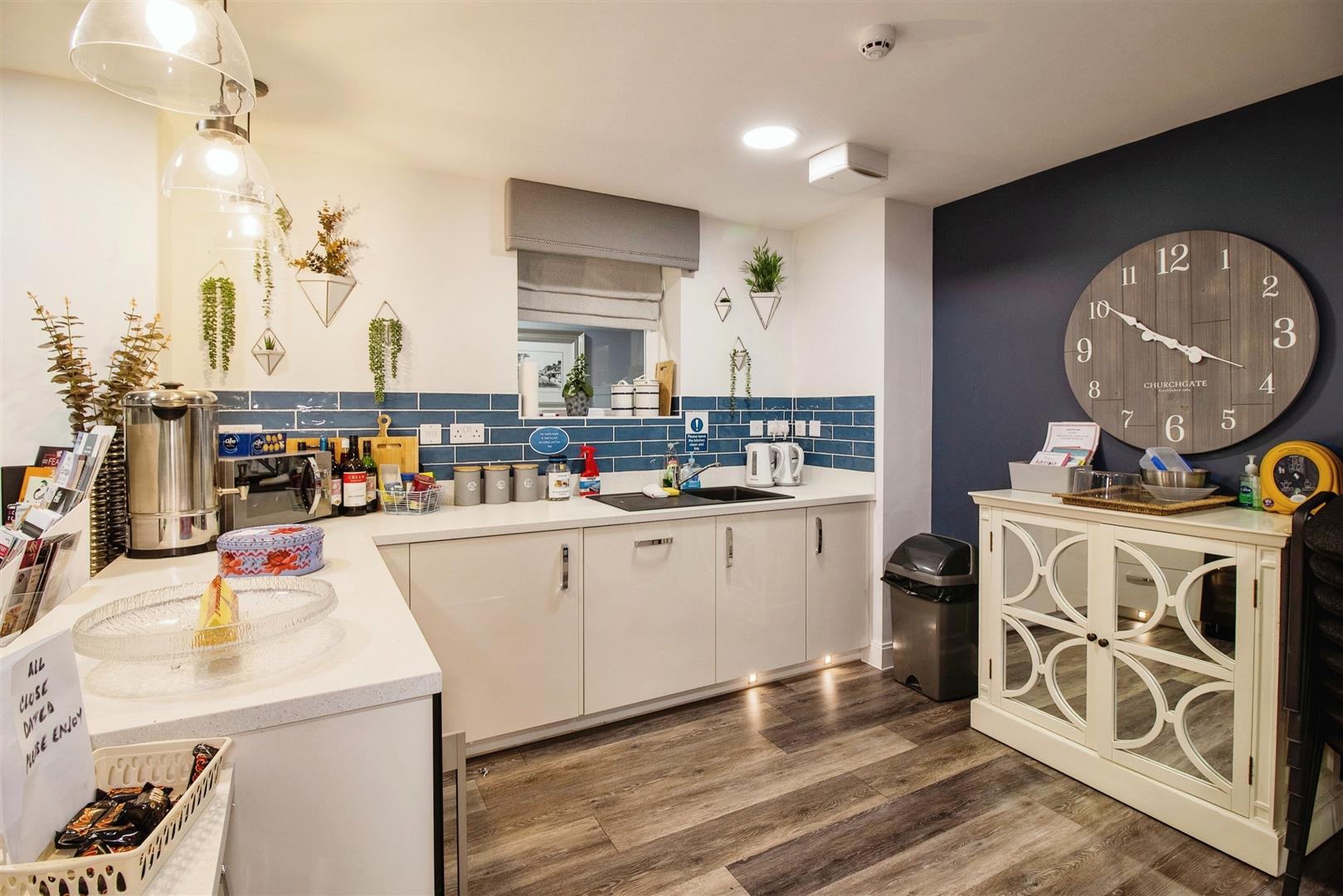 Hindhead Knoll, Walnut Tree, Milton Keynes