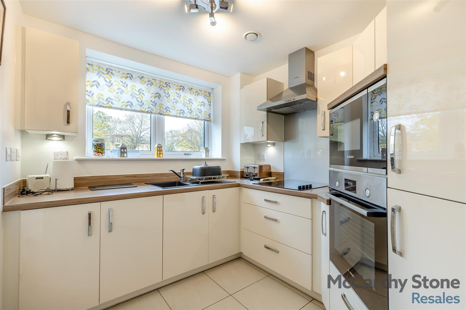 Hindhead Knoll, Walnut Tree, Milton Keynes