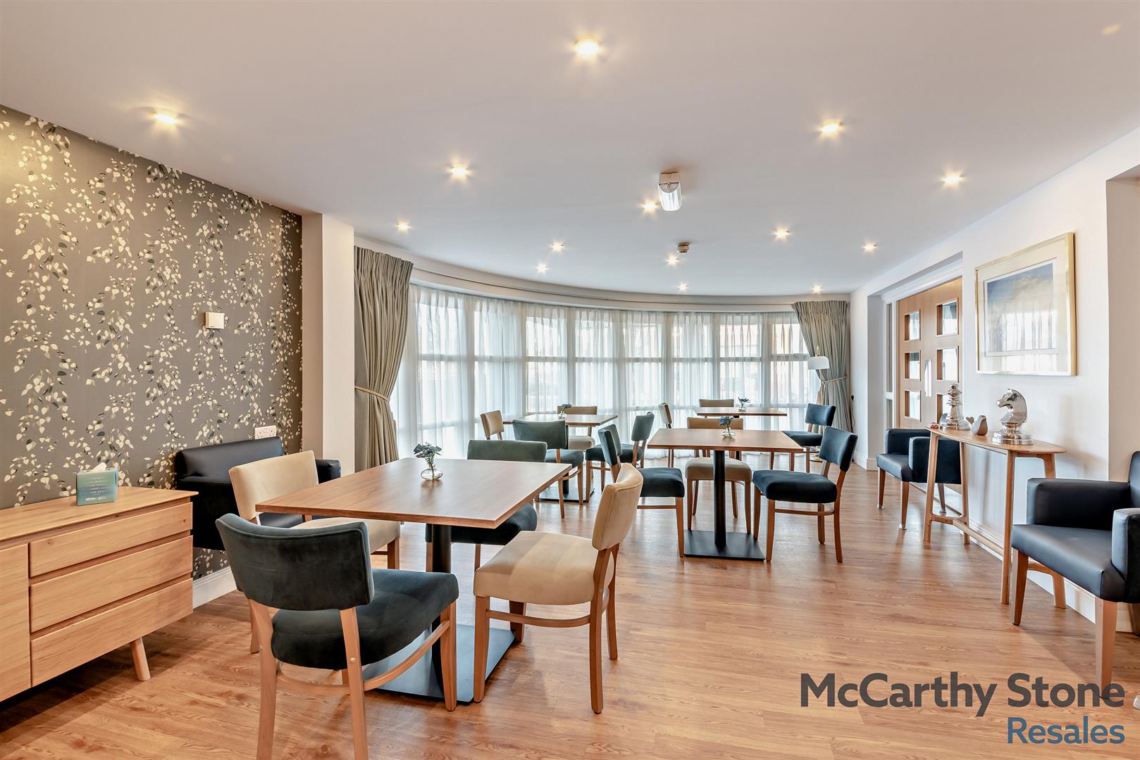 Lady Susan, New Road, Basingstoke