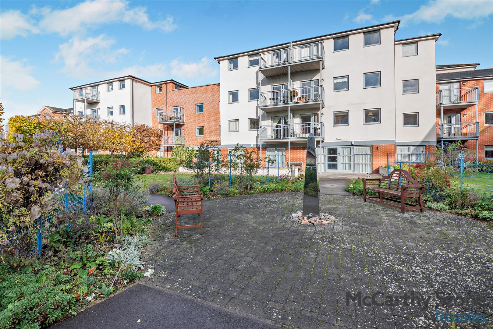 Lady Susan, New Road, Basingstoke